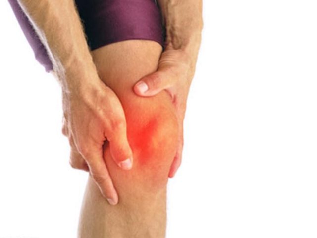 変形性膝関節症での膝の痛み、股関節の痛みはどこで治療したらよいのか？足のむくみに効果的な対処法は？